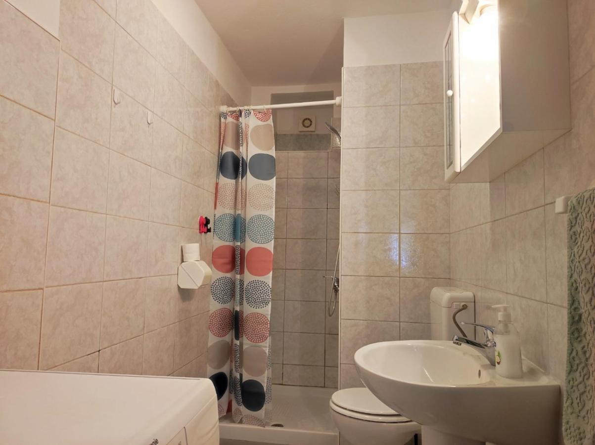 Apartment Rose Krk Town Eksteriør bilde