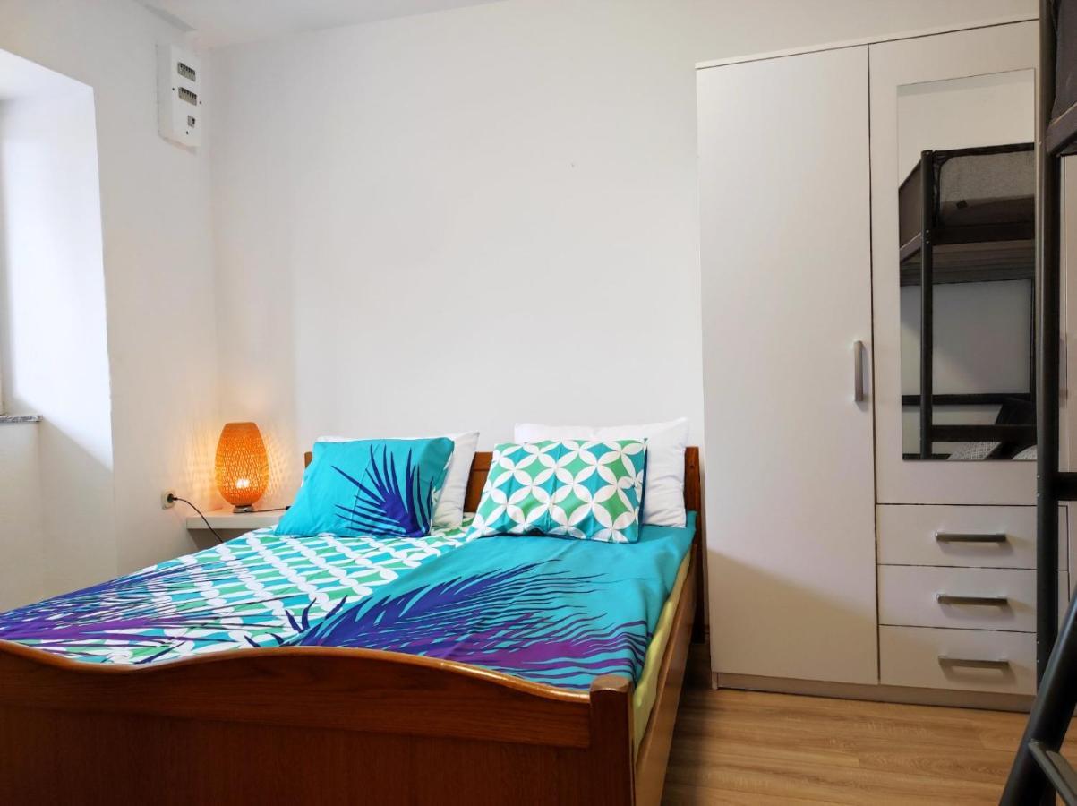 Apartment Rose Krk Town Eksteriør bilde