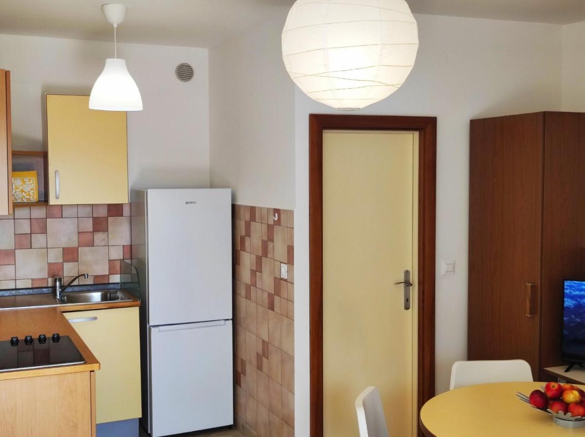 Apartment Rose Krk Town Eksteriør bilde