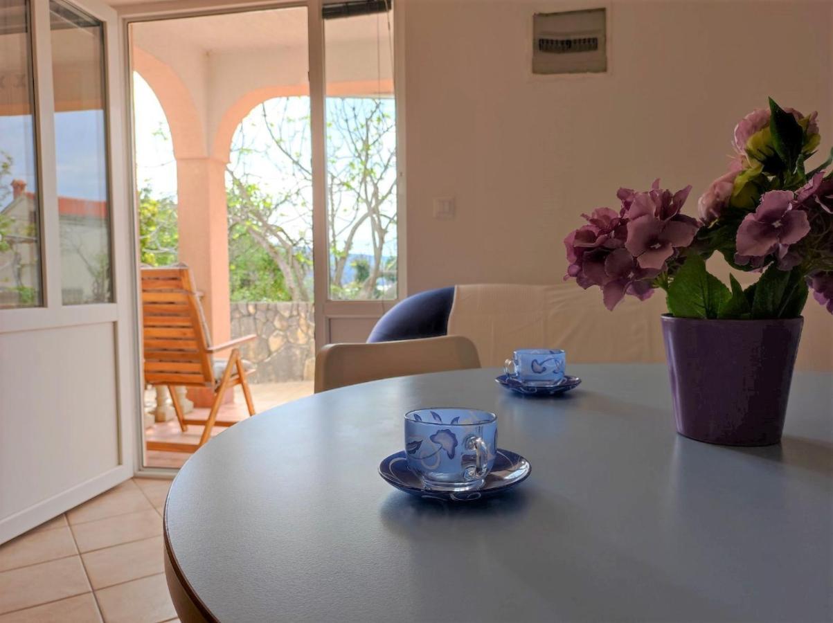 Apartment Rose Krk Town Eksteriør bilde
